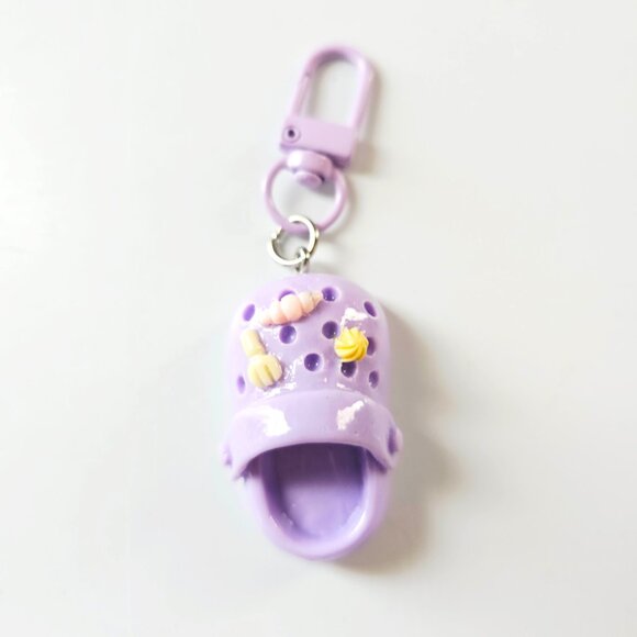 Croc Shoe Keychain with Charms Purple Mini Clog Bag Clip Cute Accessory Gift - Picture 1 of 3